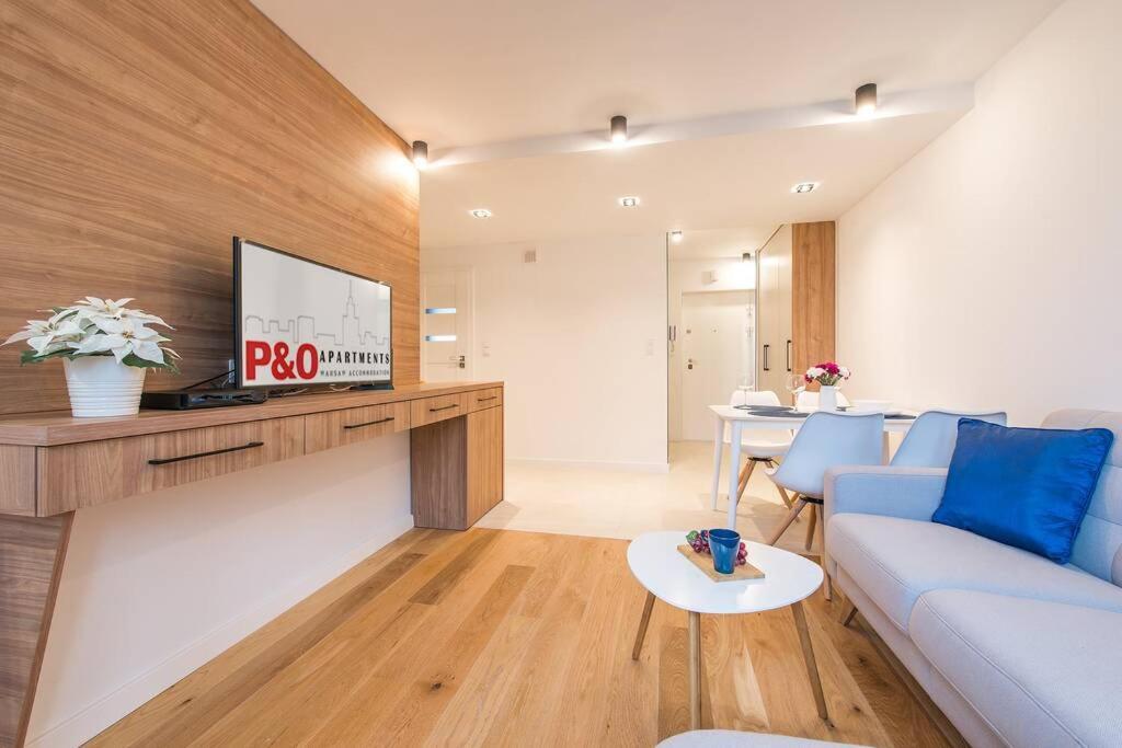 Rondo Onz P&O Serviced Apartments Warschau Buitenkant foto